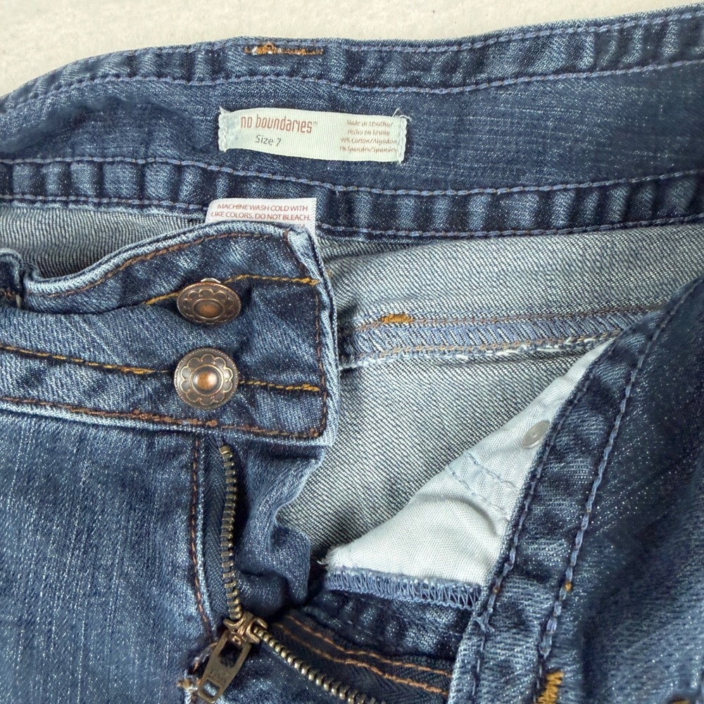 No Boundaries Womens Denim Bermuda Shorts Dark Wash Size 7 NB38SQ2603 - Picture 6 of 9